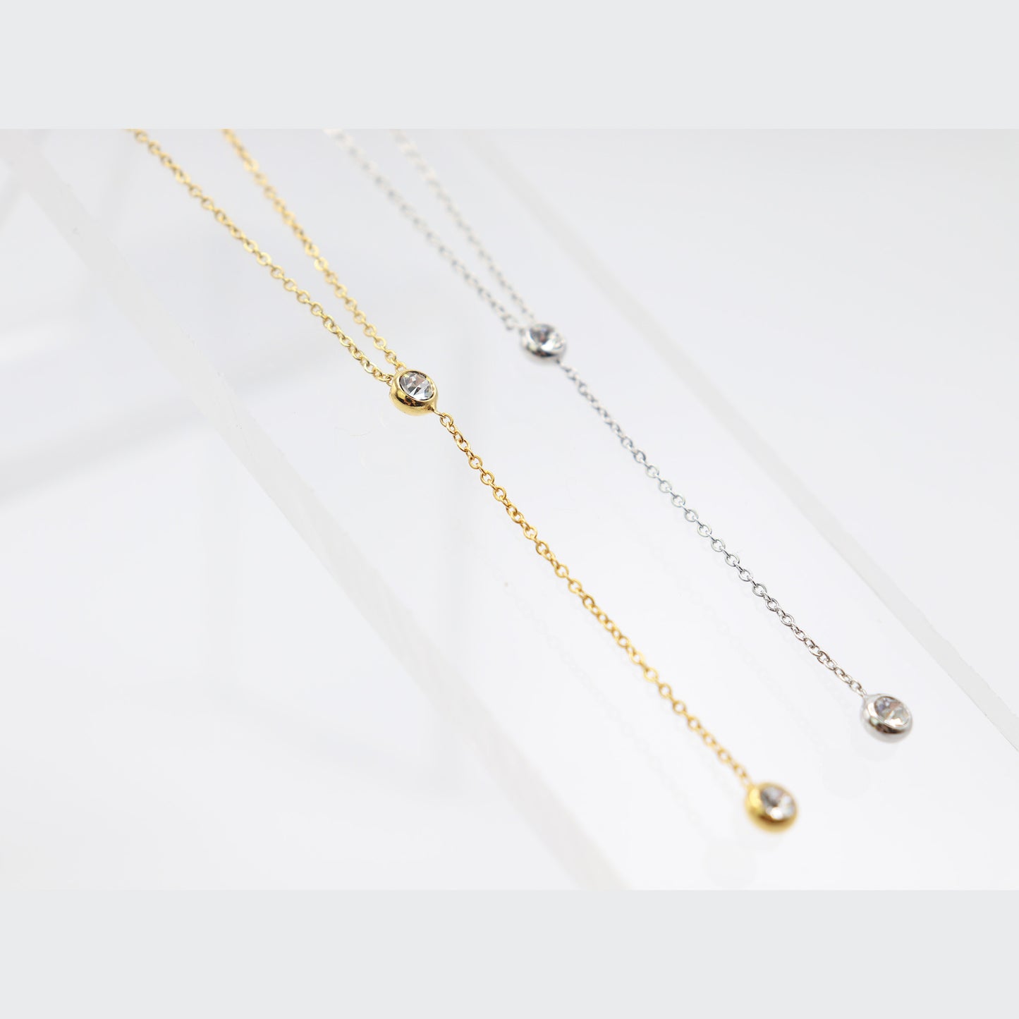 Y型項鏈配施華洛世奇石 Y Shaped Necklace with Swarovski Stone