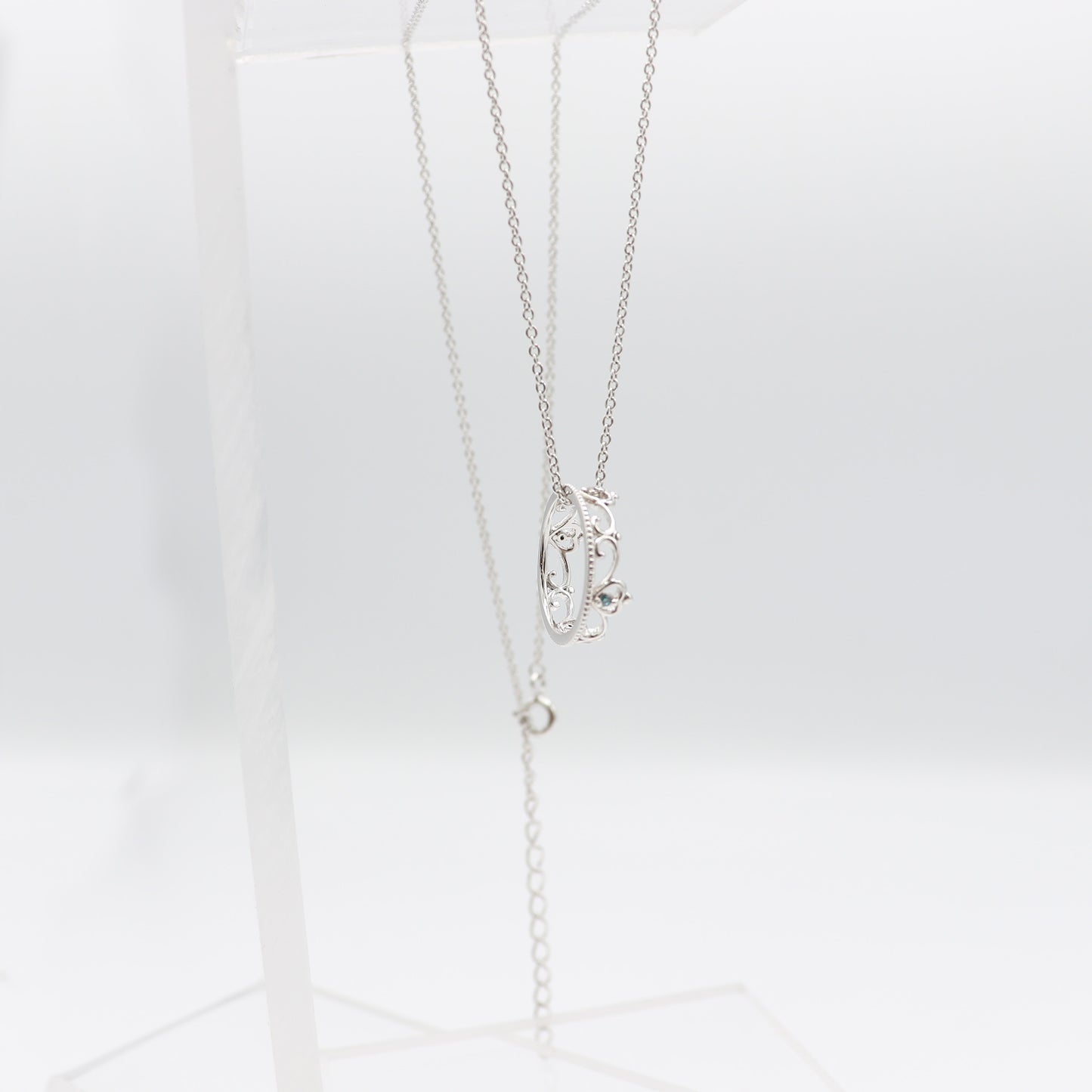 小碎石皇冠吊墜項鏈 Crown Pendant Necklace