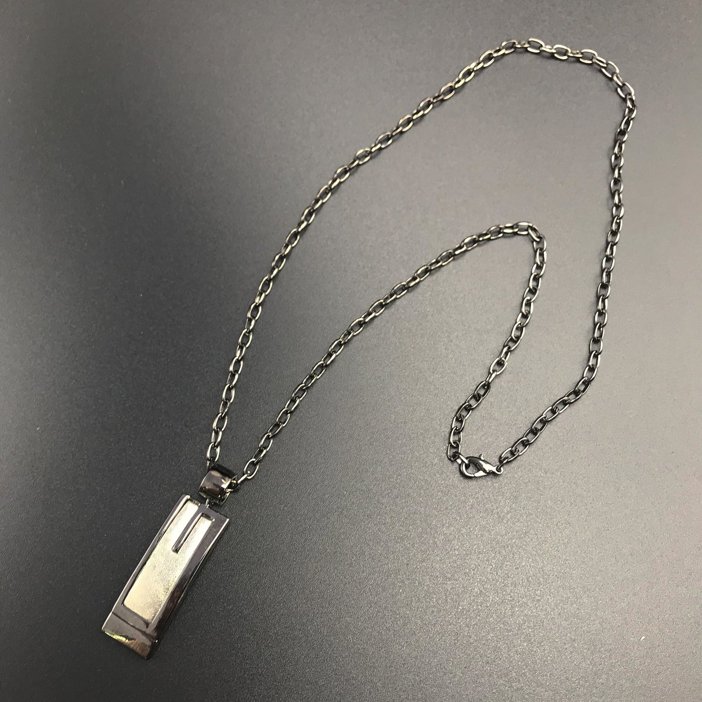 男士項鏈連G字吊牌 Men Necklace with a Letter G Plate